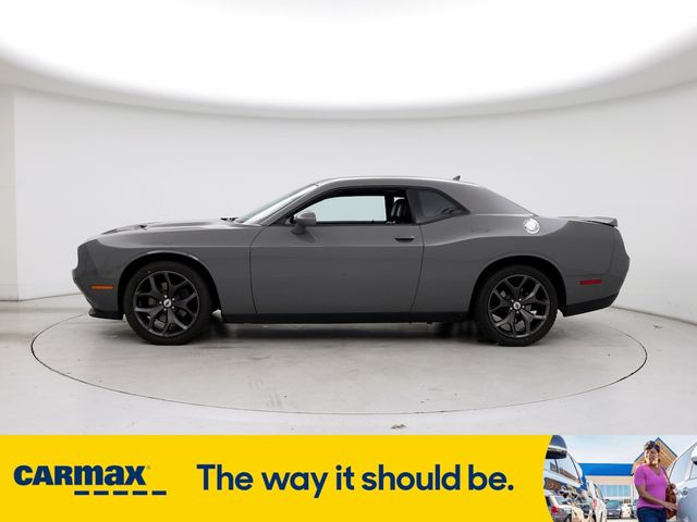 2017 Dodge Challenger SXT Plus