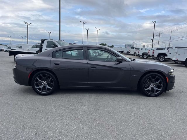 2017 Dodge Charger R/T