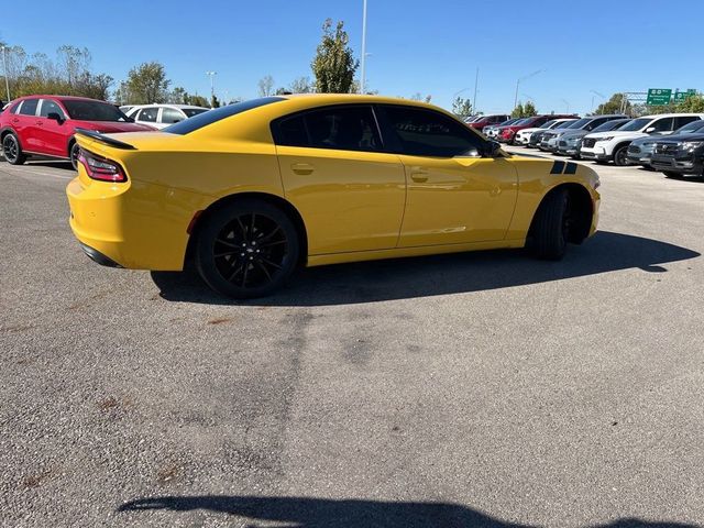 2017 Dodge Charger SE