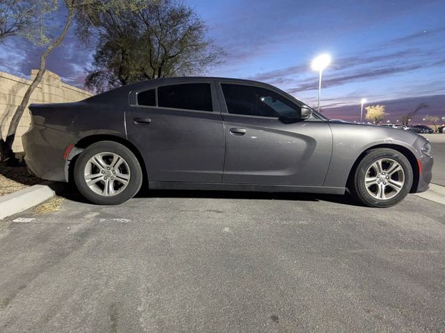 2017 Dodge Charger SE