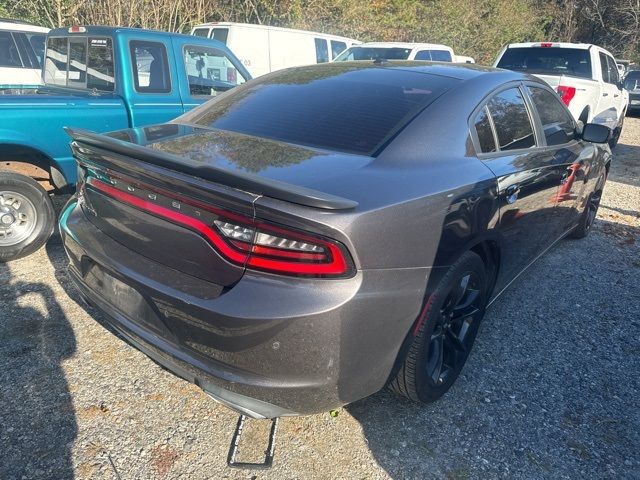 2017 Dodge Charger SE