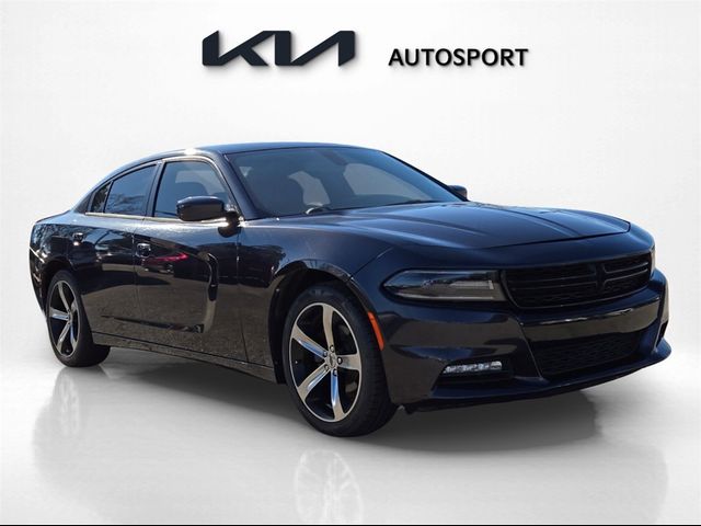 2017 Dodge Charger SE