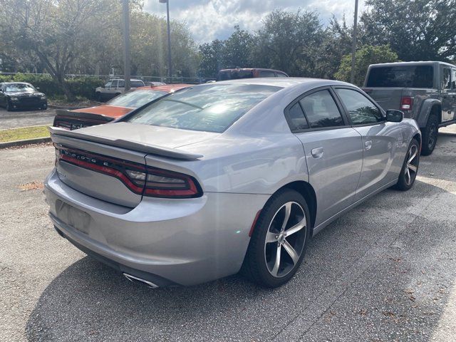 2017 Dodge Charger SE