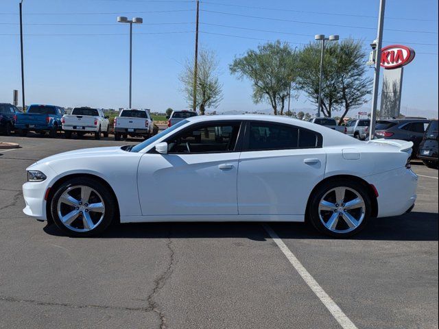 2017 Dodge Charger SE