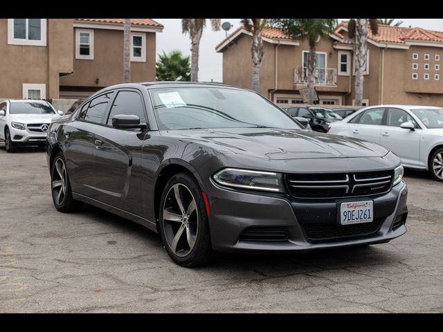 2017 Dodge Charger SE