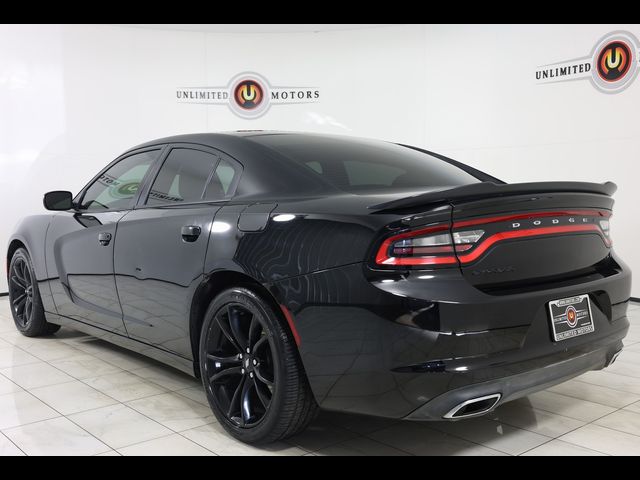 2017 Dodge Charger SE