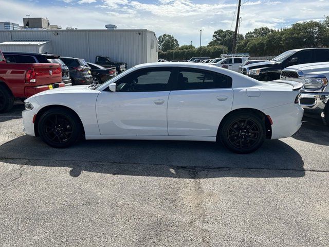 2017 Dodge Charger SE