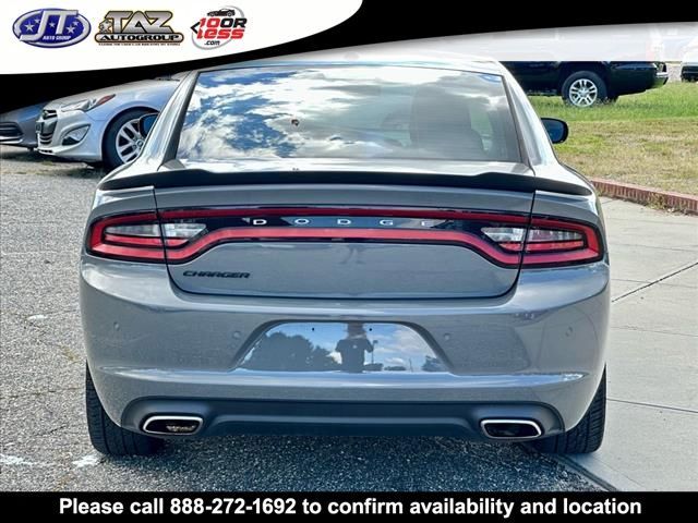 2017 Dodge Charger SE