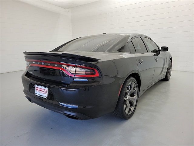 2017 Dodge Charger SE