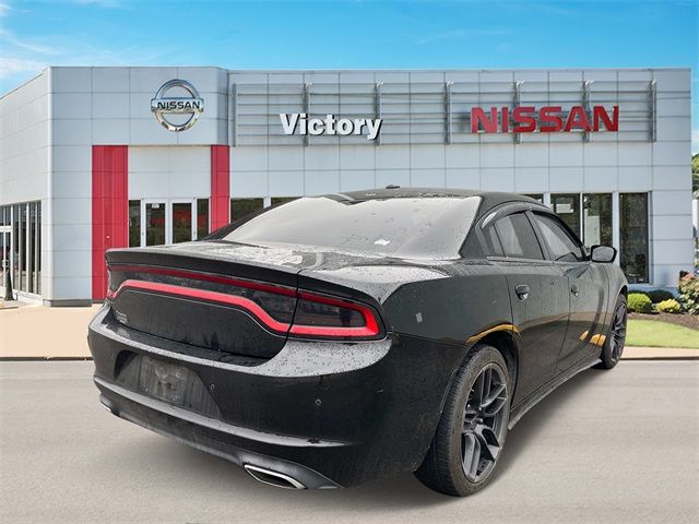 2017 Dodge Charger SE