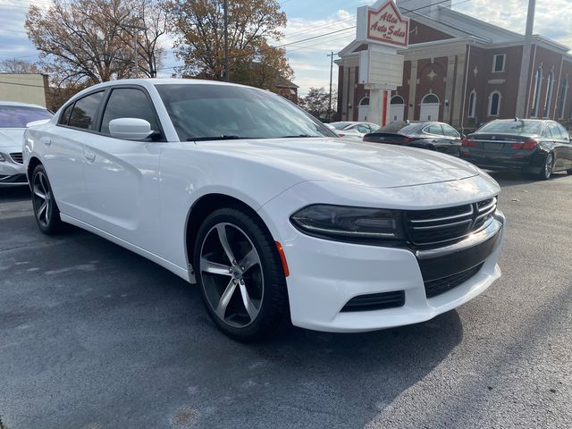 2017 Dodge Charger SE