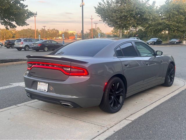 2017 Dodge Charger SE