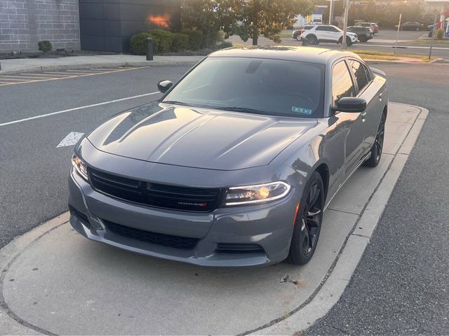 2017 Dodge Charger SE