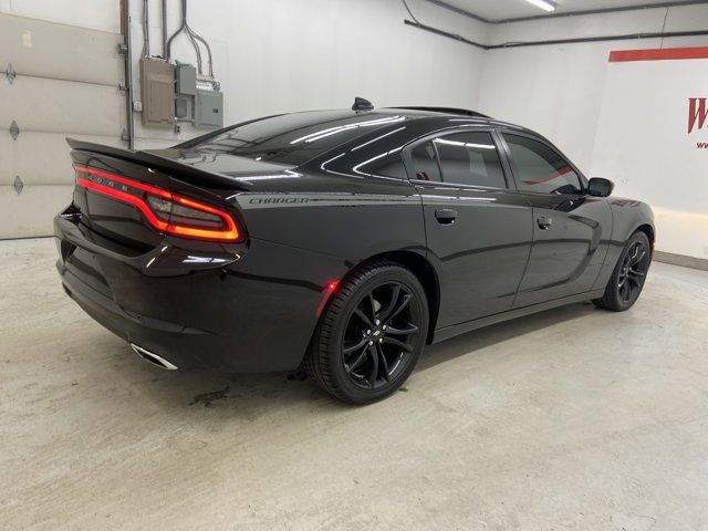 2017 Dodge Charger SXT