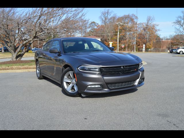 2017 Dodge Charger SXT