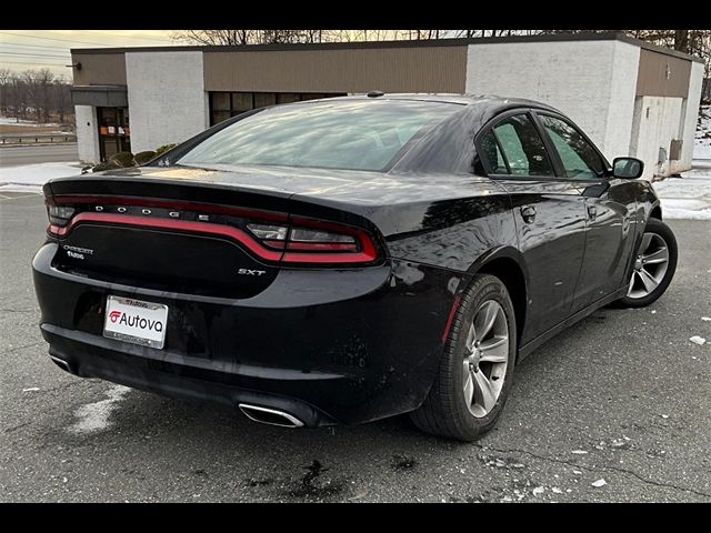 2017 Dodge Charger SXT