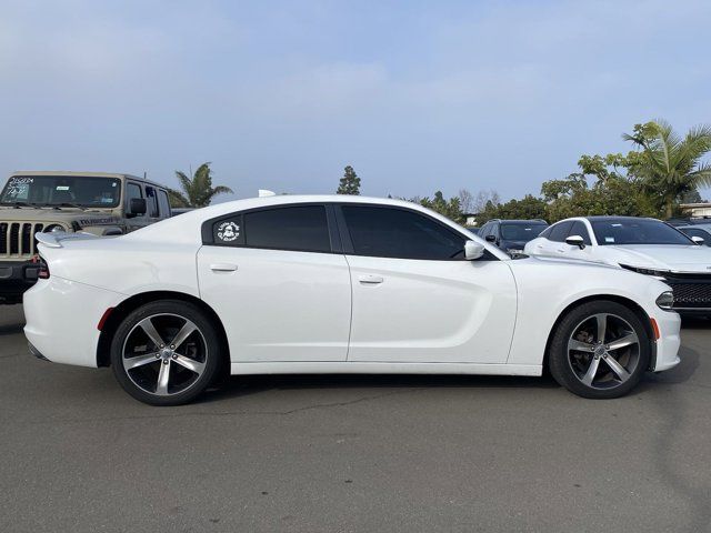 2017 Dodge Charger SXT