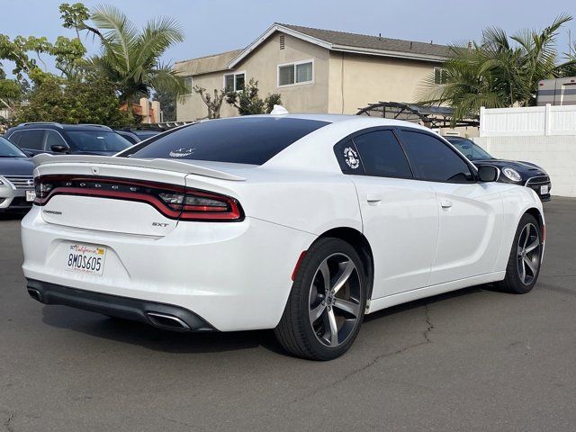 2017 Dodge Charger SXT