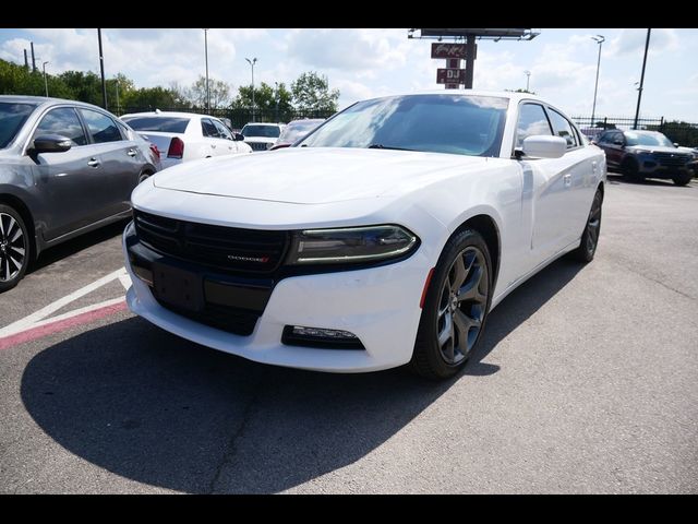 2017 Dodge Charger SXT