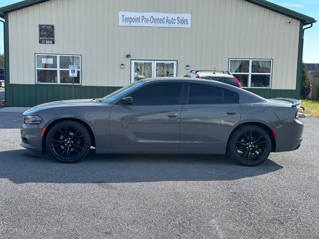 2017 Dodge Charger SXT