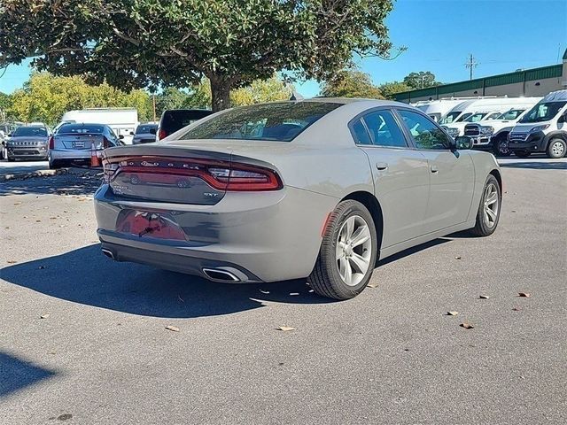 2017 Dodge Charger SXT