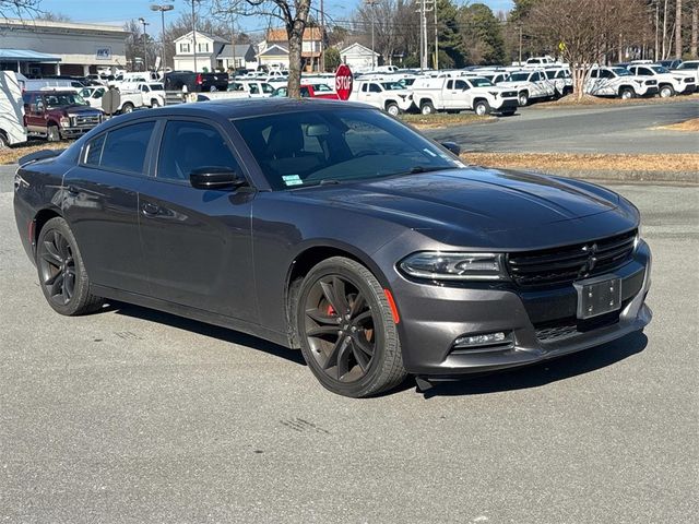 2017 Dodge Charger SXT