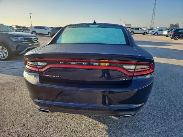 2017 Dodge Charger SXT