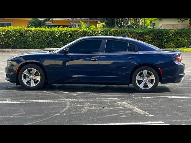 2017 Dodge Charger SXT