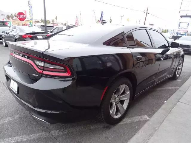 2017 Dodge Charger SXT