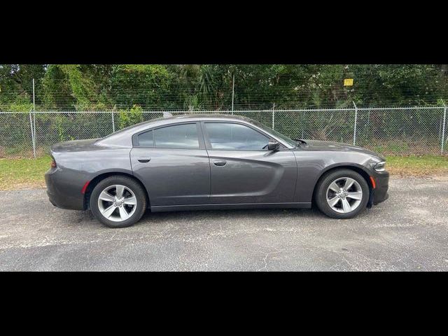 2017 Dodge Charger SXT