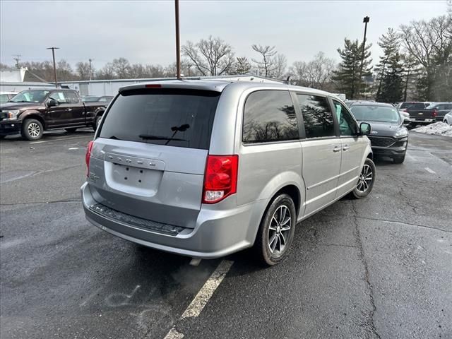 2017 Dodge Grand Caravan SE Plus