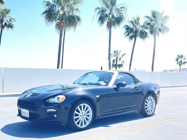 2017 FIAT 124 Spider Lusso