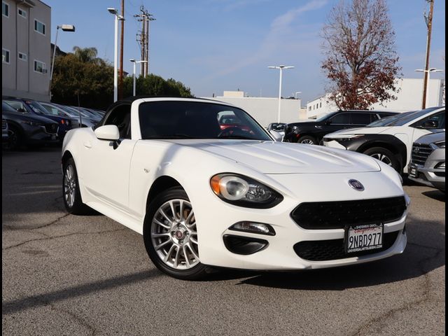 2017 FIAT 124 Spider Classica