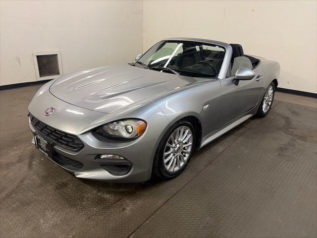 2017 FIAT 124 Spider Classica