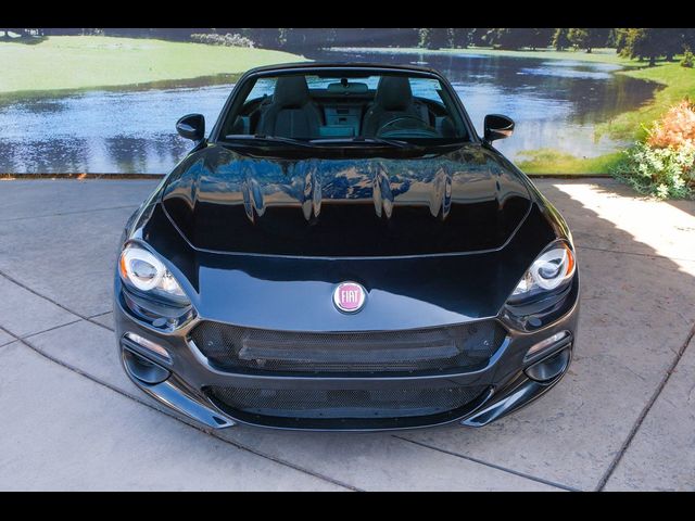 2017 FIAT 124 Spider Classica