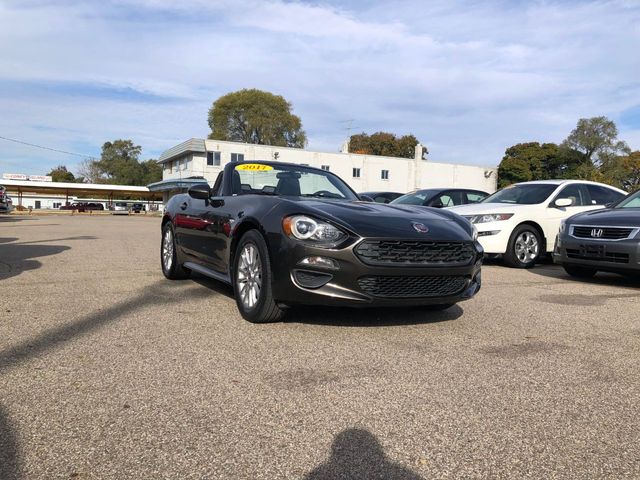 2017 FIAT 124 Spider Classica