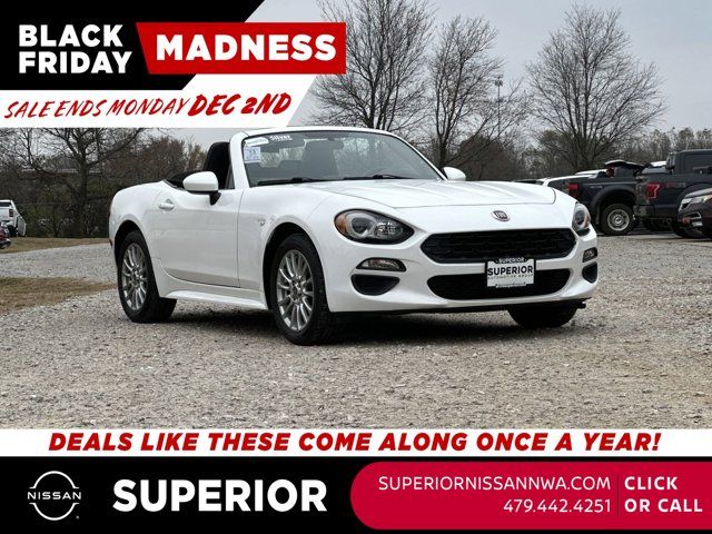 2017 FIAT 124 Spider Classica