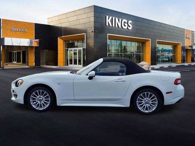 2017 FIAT 124 Spider Classica