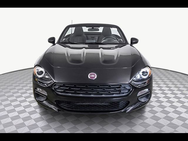 2017 FIAT 124 Spider Classica