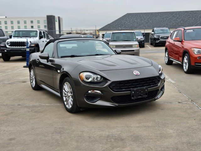 2017 FIAT 124 Spider Classica