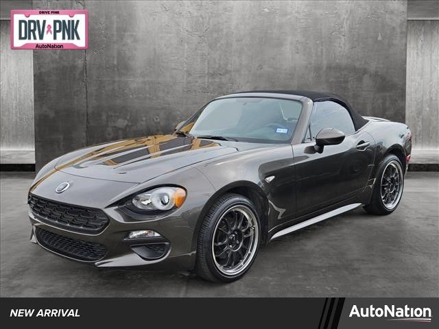 2017 FIAT 124 Spider Classica