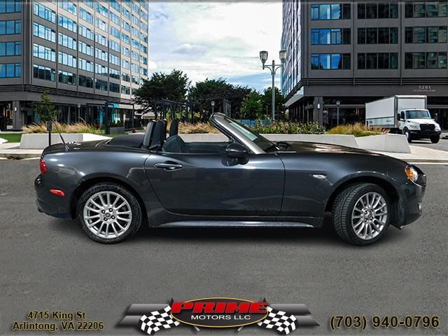 2017 FIAT 124 Spider Classica