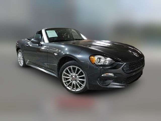 2017 FIAT 124 Spider Classica