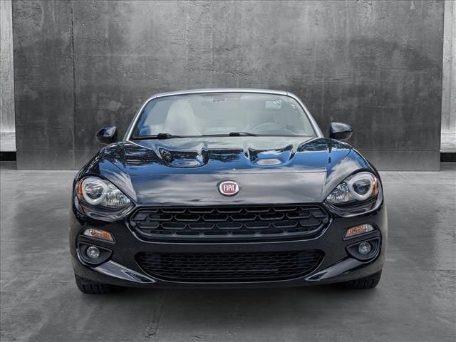 2017 FIAT 124 Spider Lusso