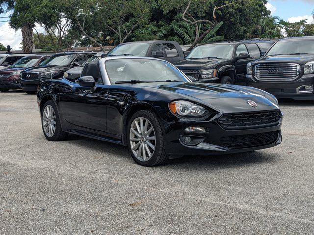 2017 FIAT 124 Spider Lusso