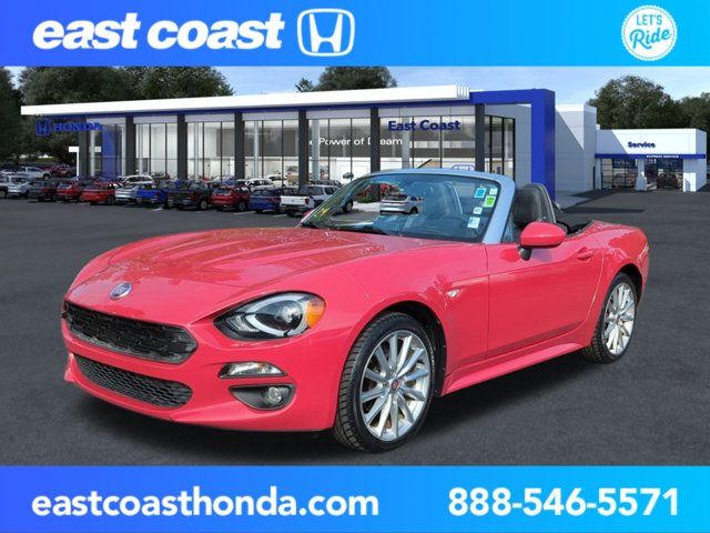 2017 FIAT 124 Spider Lusso