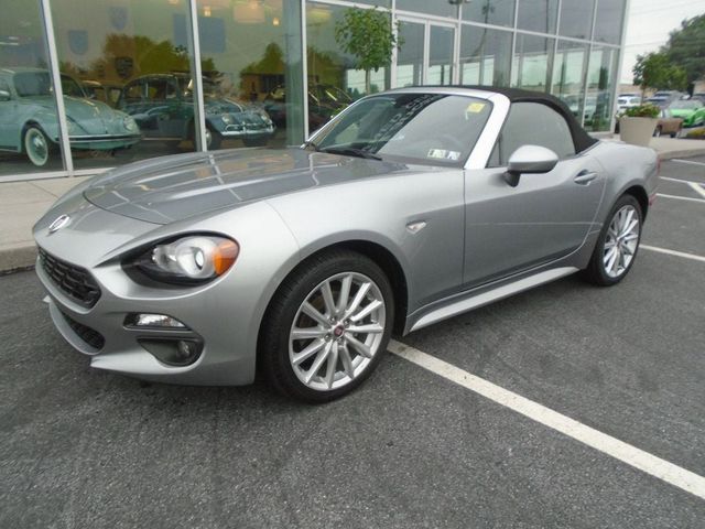 2017 FIAT 124 Spider Lusso
