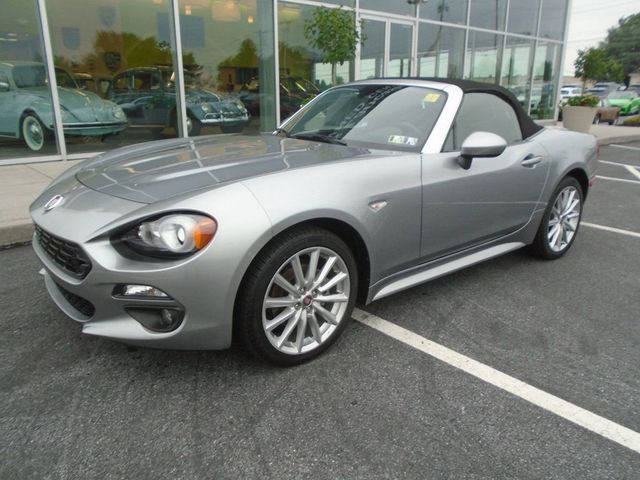2017 FIAT 124 Spider Lusso