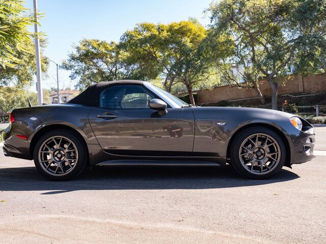 2017 FIAT 124 Spider Lusso