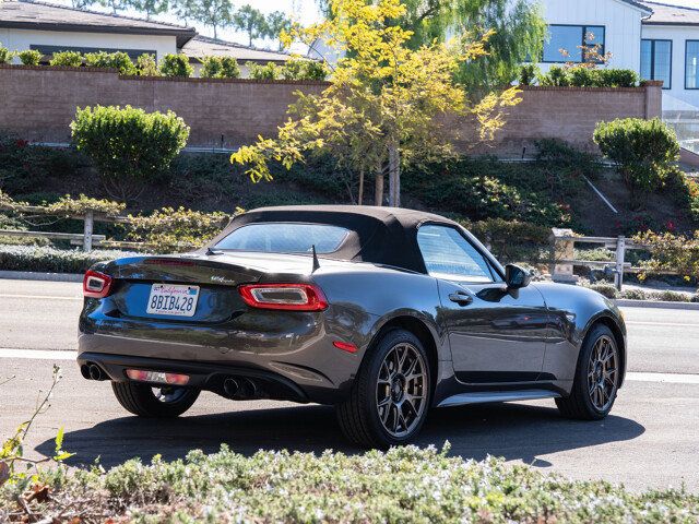 2017 FIAT 124 Spider Lusso